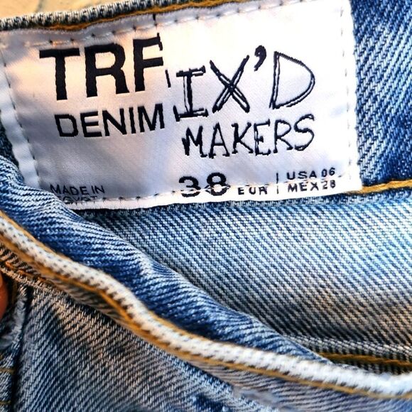 Zara TRF IX'D Maker Destroyed Raw Hem High Rise Jeans Size 6 - Picture 7 of 9